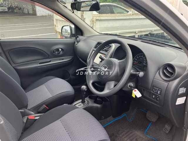 Nissan March thumbnail 4