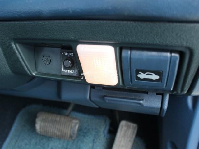 Toyota Crown 1983 thumbnail 28
