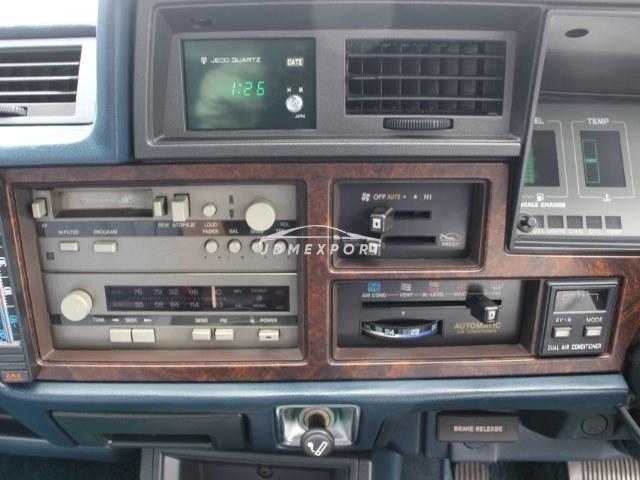 Toyota Crown 1983 thumbnail 15