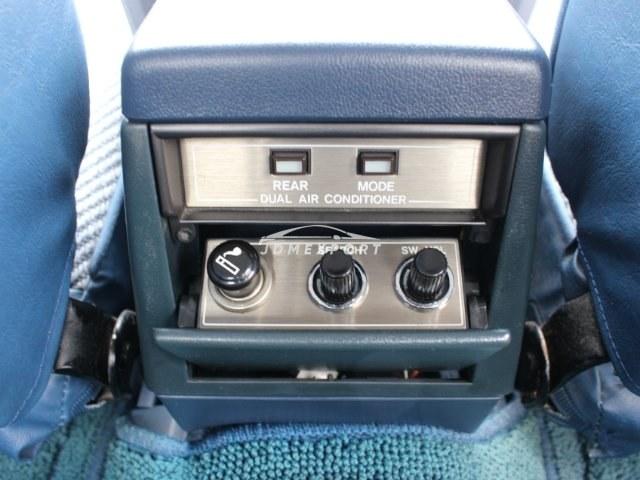 Toyota Crown 1983 thumbnail 22