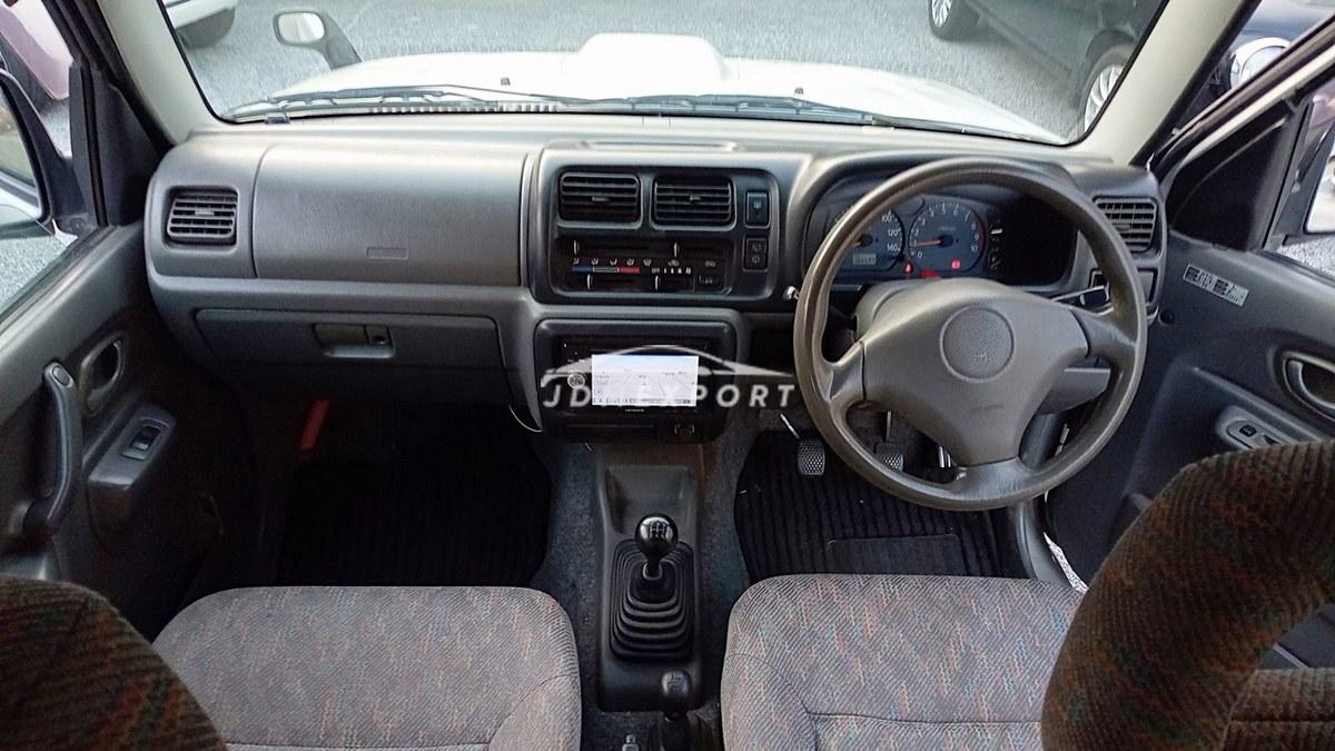 Suzuki Jimny 2000 thumbnail 23