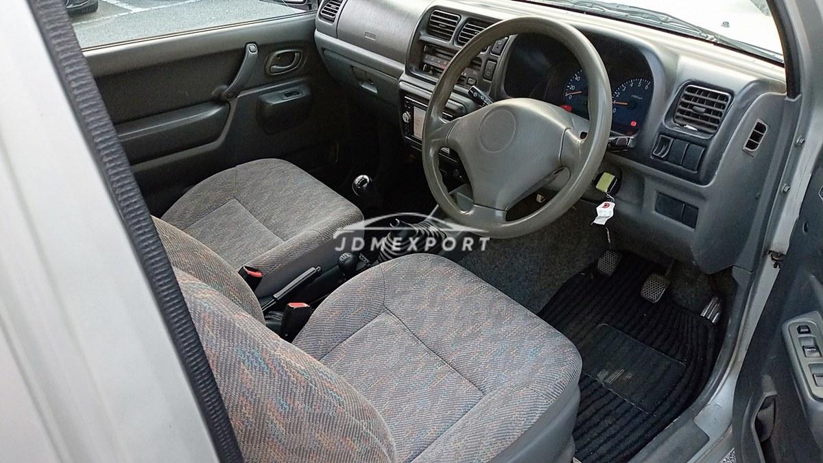 Suzuki Jimny 2000 thumbnail 22