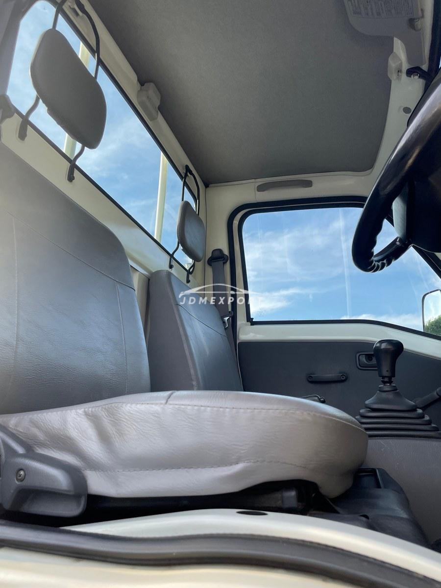 Subaru Sambar Truck 2000 thumbnail 44