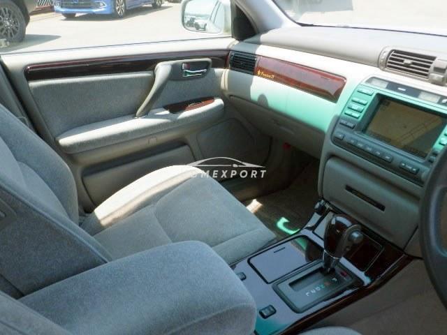 Toyota Crown 2001 thumbnail 10