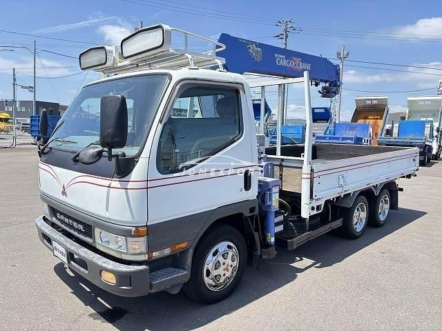 Mitsubishi Fuso Canter 2000 photo 1