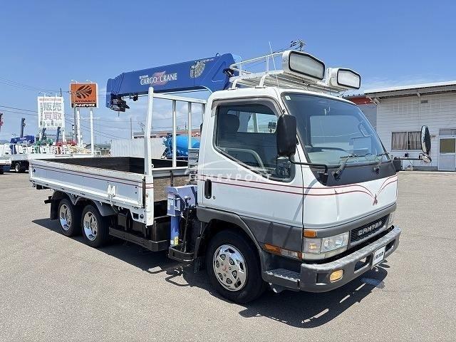 Mitsubishi Fuso Canter 2000 thumbnail 2