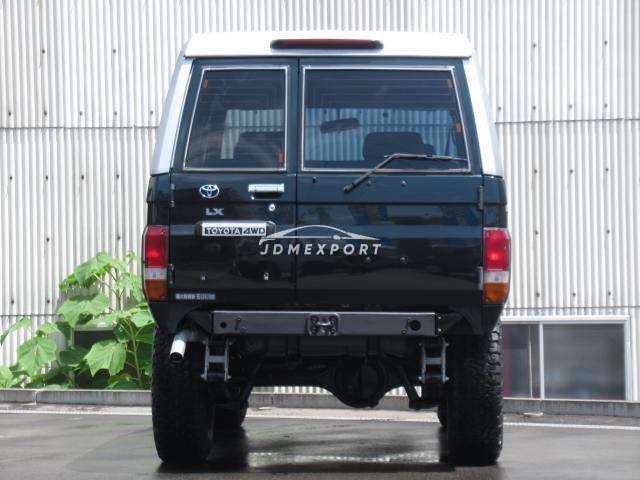 Toyota Land Cruiser 70 1998 thumbnail 4