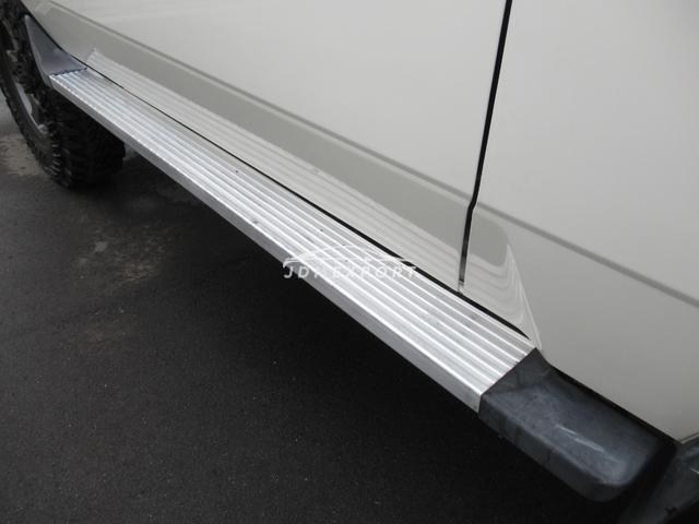 Toyota Land Cruiser 70 1999 thumbnail 50