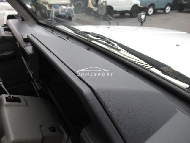 Toyota Land Cruiser 70 1999 thumbnail 63