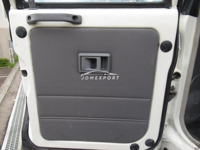 Toyota Land Cruiser 70 1999 thumbnail 72