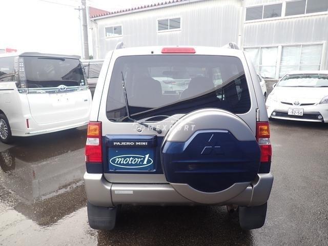 Mitsubishi Pajero Mini 2001 thumbnail 2