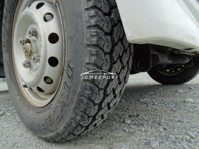 Mitsubishi Minicab Truck 2000 thumbnail 9