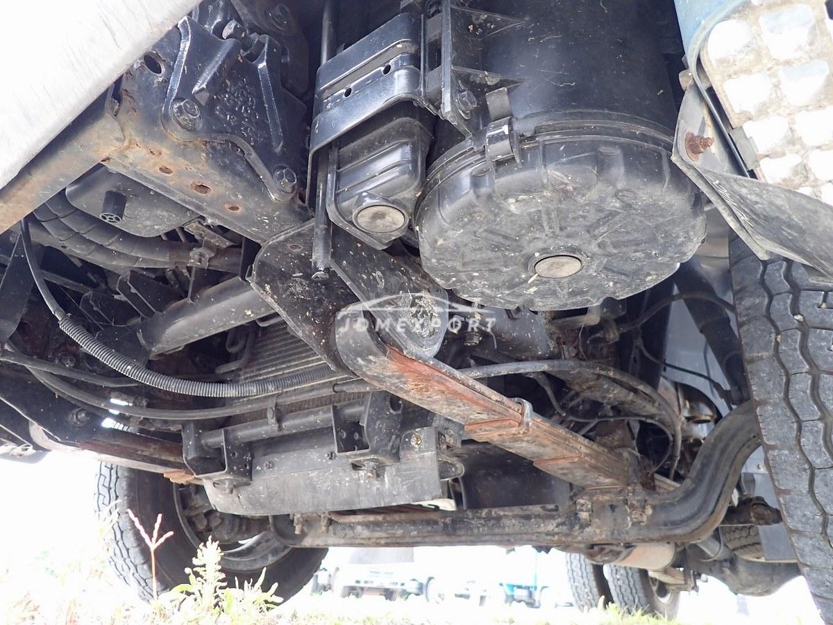 Mitsubishi Fuso Canter 1997 thumbnail 16