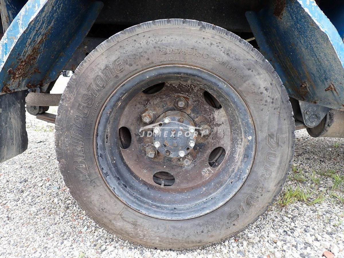 Mitsubishi Fuso Canter 1997 thumbnail 13