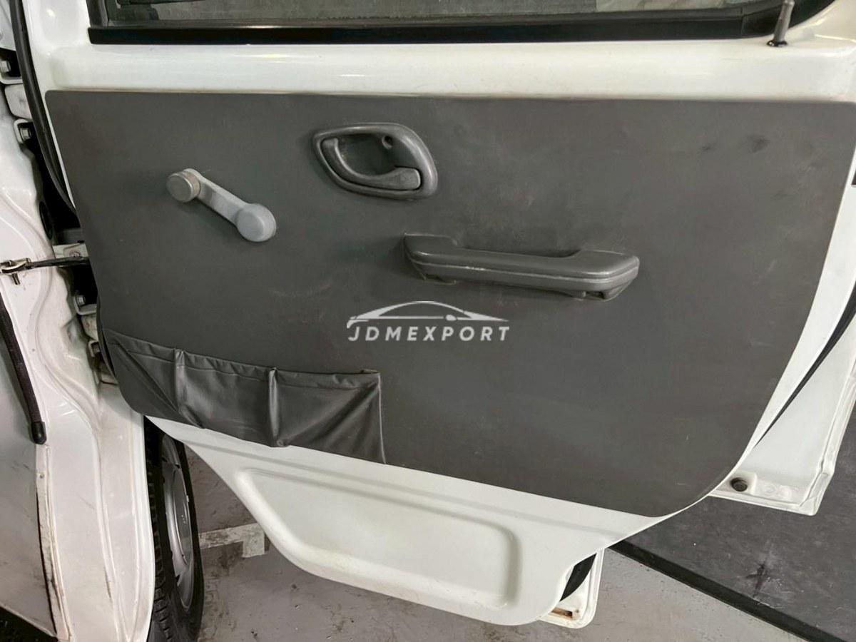 Suzuki Carry Truck 2000 thumbnail 25
