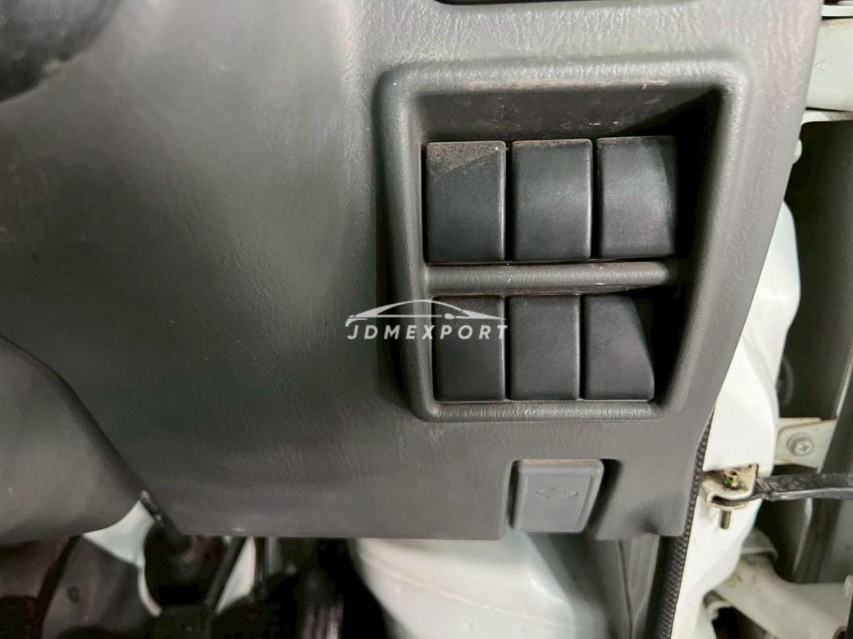 Suzuki Carry Truck 2000 thumbnail 47
