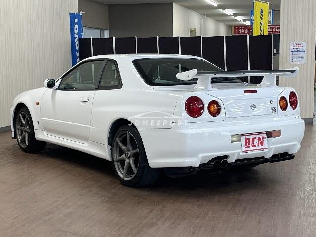 Nissan Skyline GT-R 1999 thumbnail 9