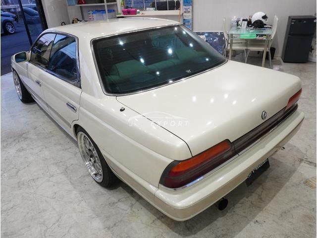 Nissan Laurel 1990 thumbnail 16