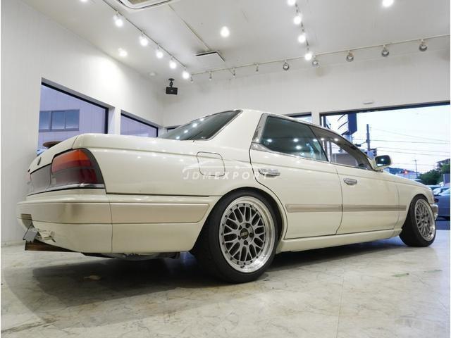 Nissan Laurel 1990 thumbnail 6