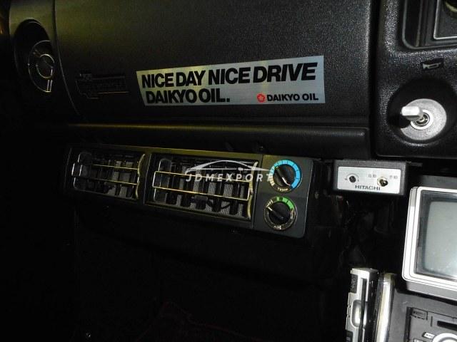 Nissan Bluebird 1970 thumbnail 19