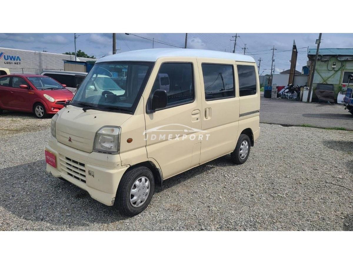 Mitsubishi Minicab Van 1999