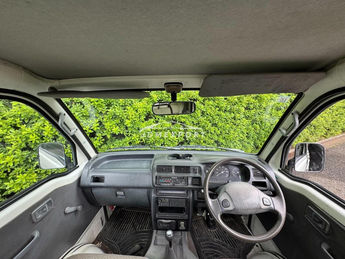 Daihatsu Hijet Truck 2000 thumbnail 3