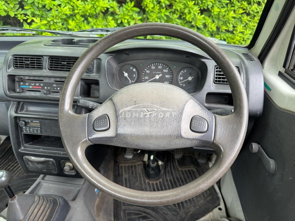 Daihatsu Hijet Truck 2000 thumbnail 6