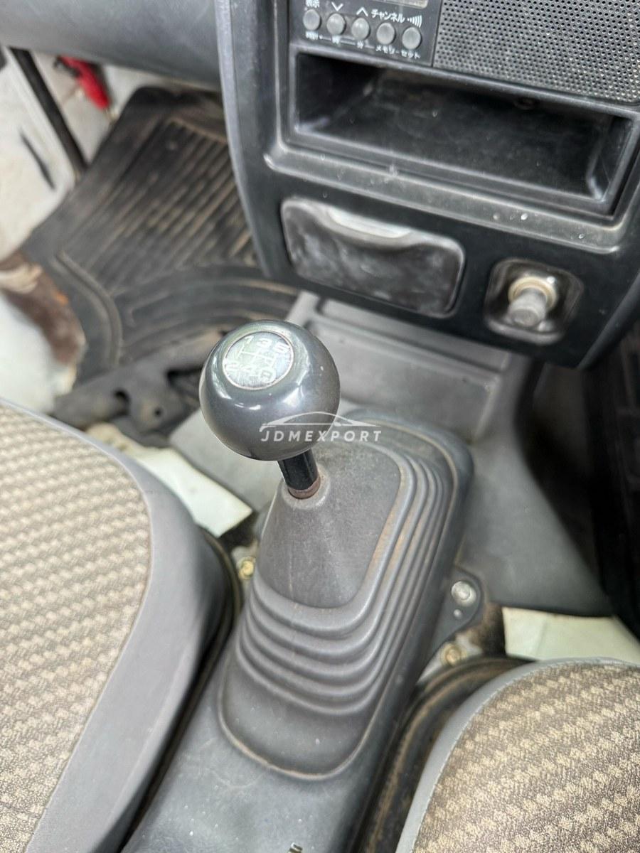 Daihatsu Hijet Truck 2000 thumbnail 8