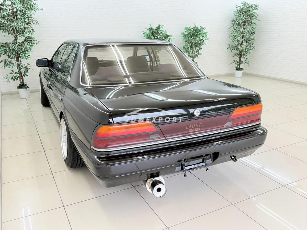 Nissan Laurel 1990 thumbnail 3