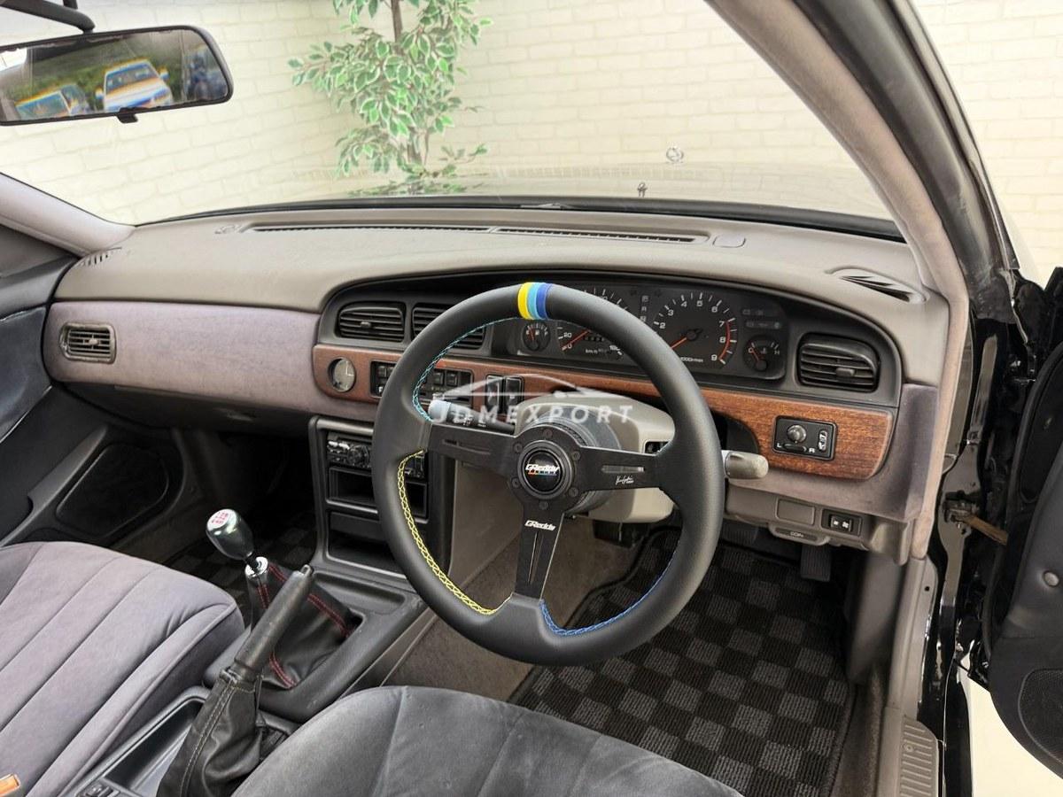 Nissan Laurel 1990 thumbnail 6