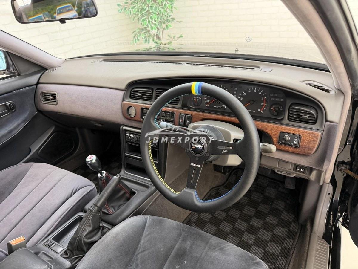 Nissan Laurel 1990 thumbnail 53