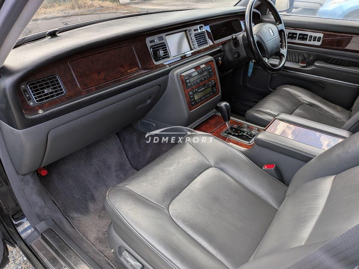 Toyota Century 2001 thumbnail 40