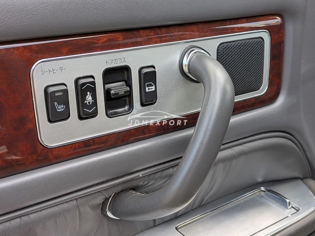 Toyota Century 2001 thumbnail 39