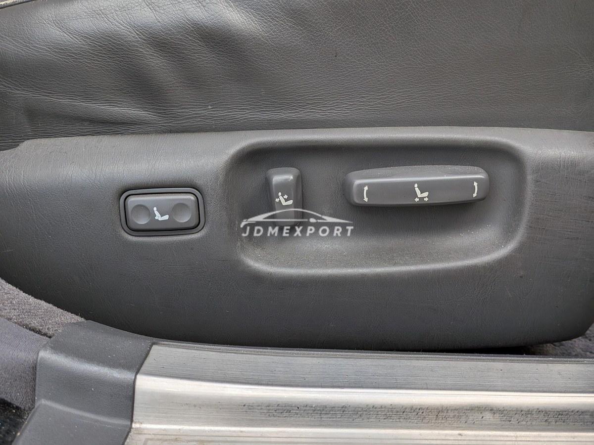 Toyota Century 2001 thumbnail 16