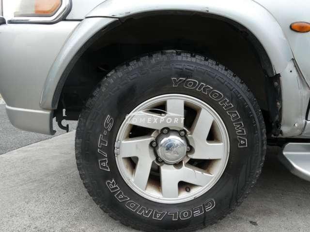 Mitsubishi challenger 1999 thumbnail 17