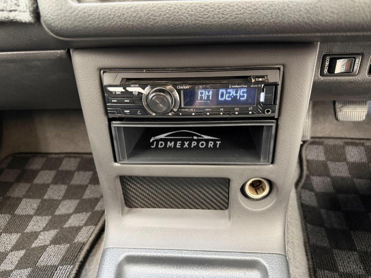 Nissan Cefiro 1989 thumbnail 9