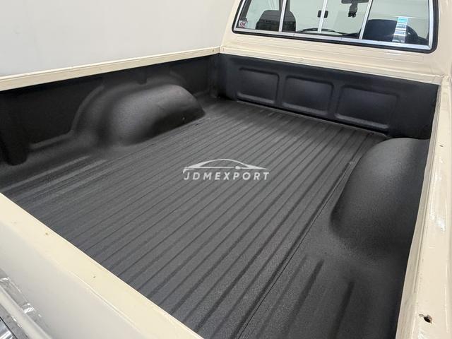 Toyota Hilux Pick Up 1990 thumbnail 18