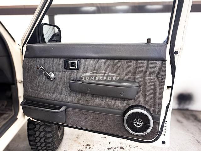 Toyota Hilux Pick Up 1990 thumbnail 30