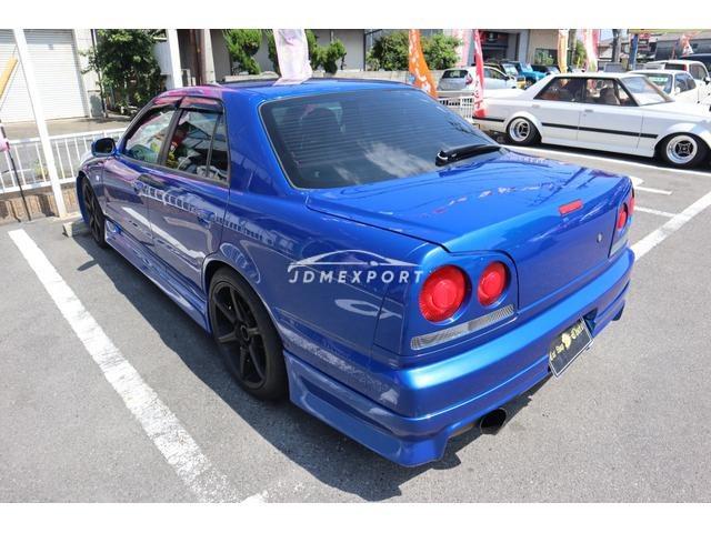 Nissan Skyline 2000 thumbnail 6