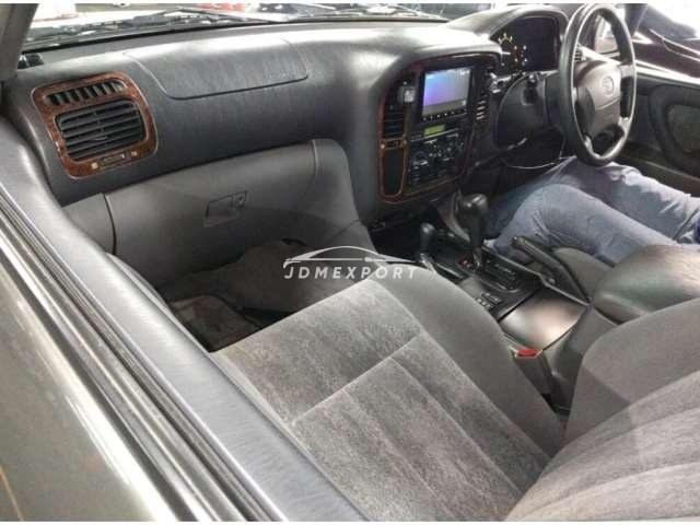 Toyota Land Cruiser 2001 thumbnail 6