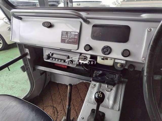 Suzuki Jimny 1972 thumbnail 17