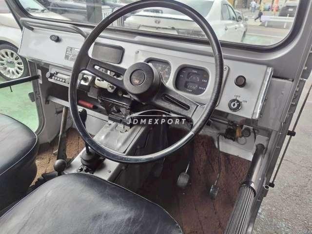 Suzuki Jimny 1972 thumbnail 11