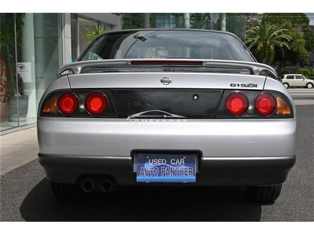 Nissan Skyline 1995 thumbnail 4