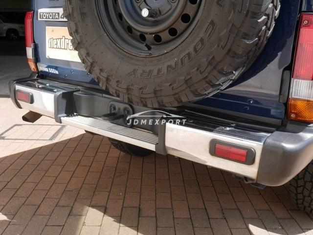 Toyota Land Cruiser 2001 thumbnail 12