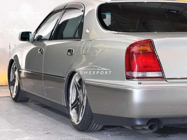 Toyota Crown Majesta 1999 thumbnail 2