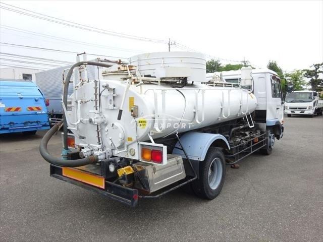 Nissan Diesel UD Condor 2000 thumbnail 4