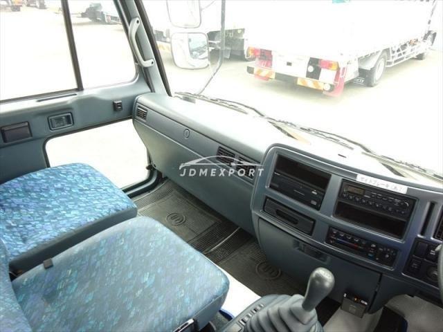 Nissan Diesel UD Condor 2000 thumbnail 26