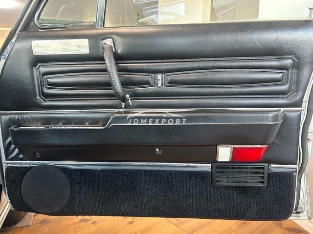Nissan President 1988 thumbnail 9