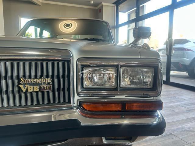 Nissan President 1988 thumbnail 2