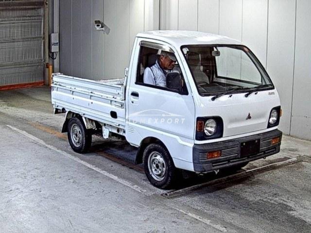 1992 Mitsubishi Minicab Truck U42T